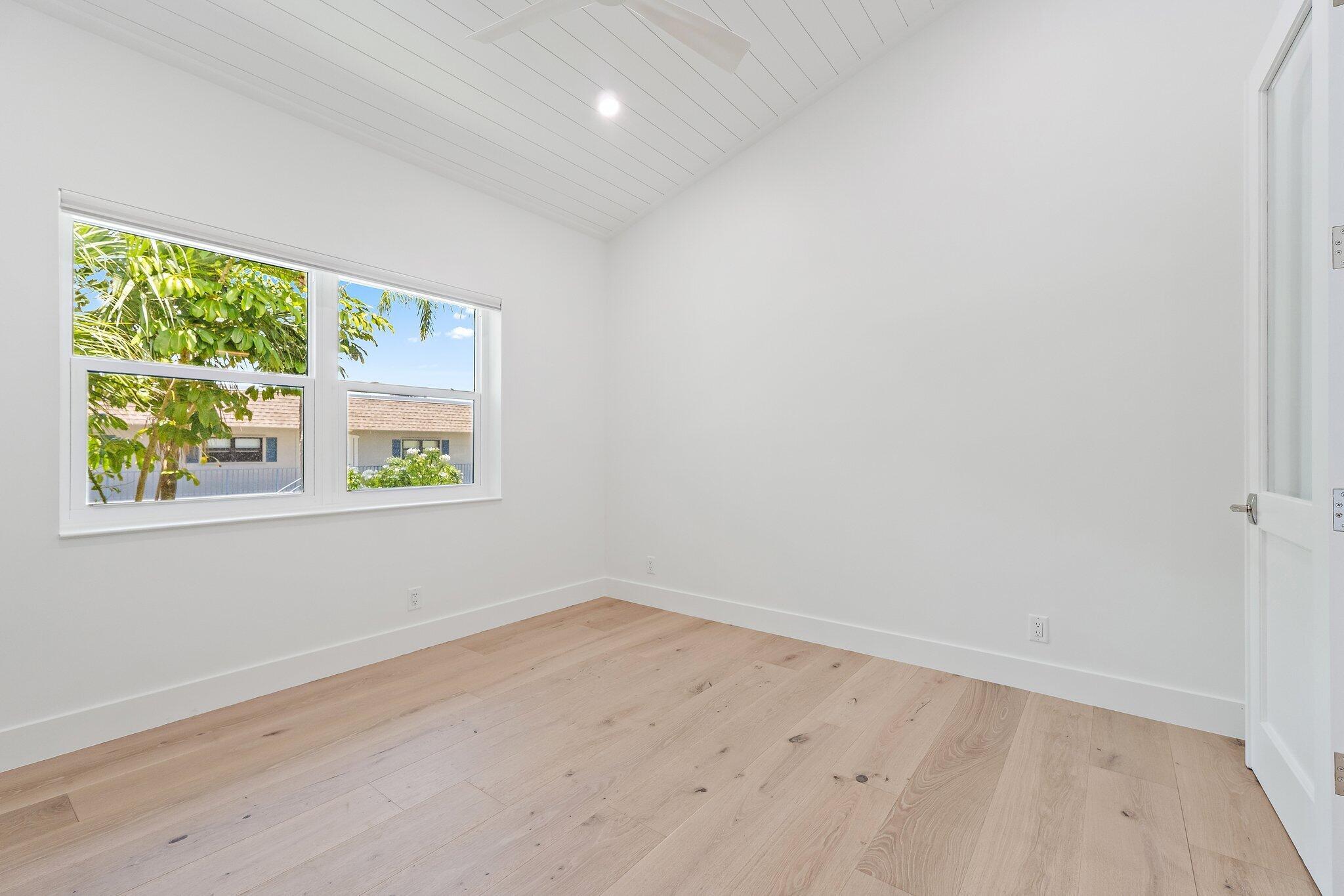 851 Saturn St #F Jupiter, FL 33477