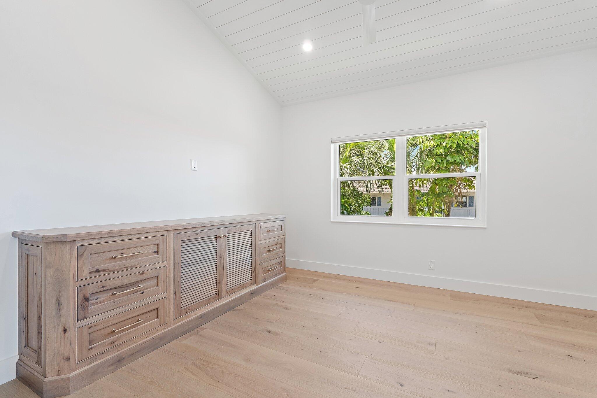 851 Saturn St #F Jupiter, FL 33477