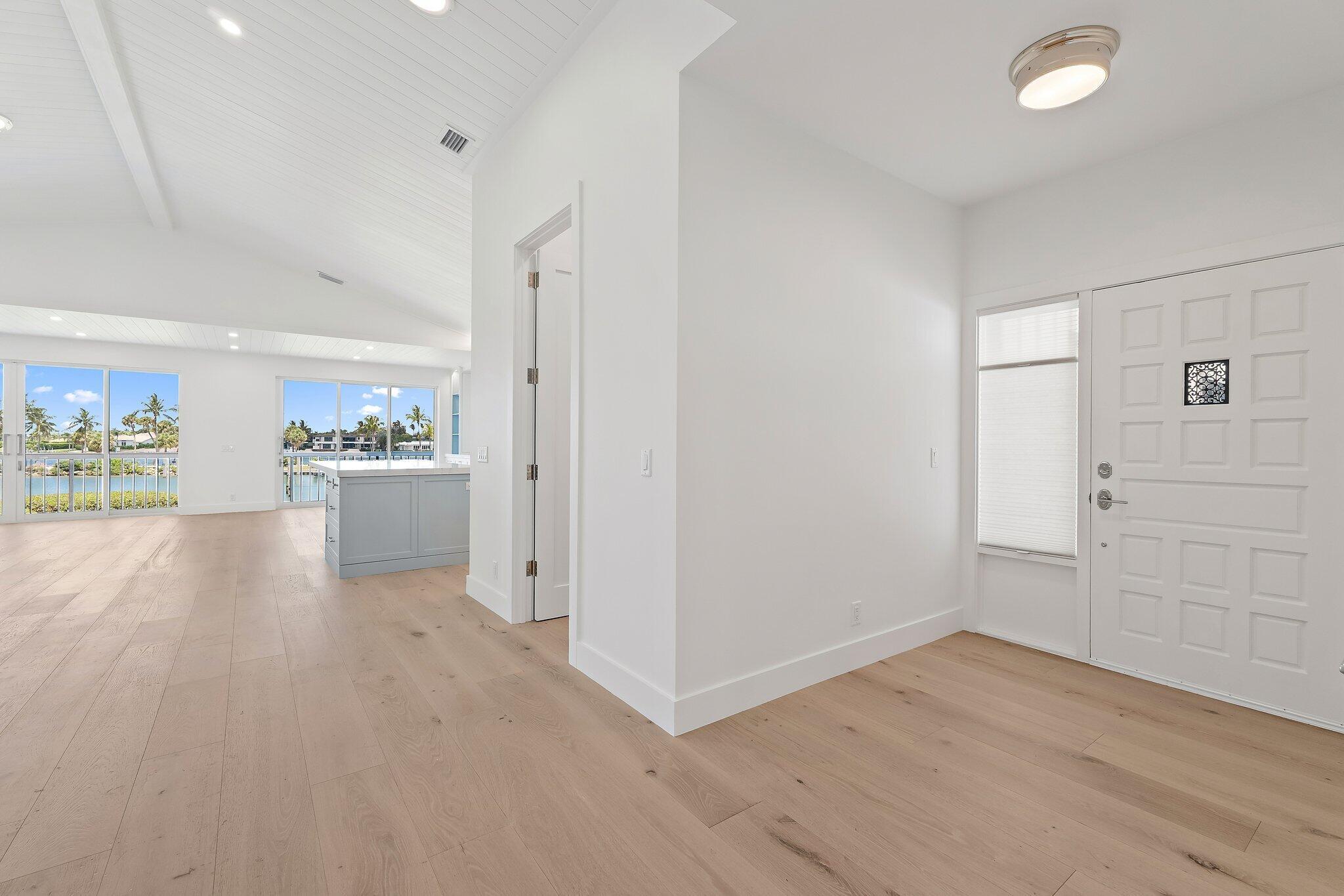 851 Saturn St #F Jupiter, FL 33477