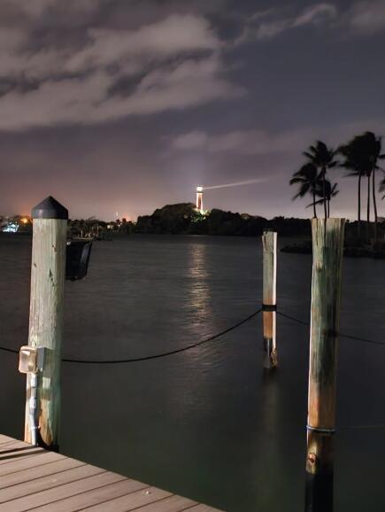 851 Saturn St #F Jupiter, FL 33477