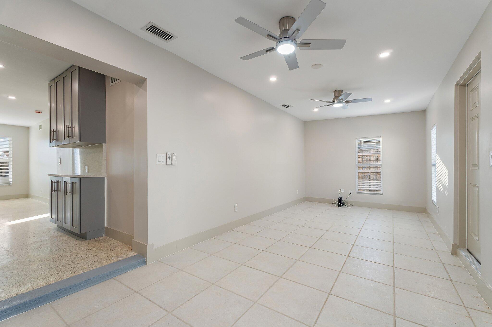 1015 Riverwood Ln Jupiter, FL 33458