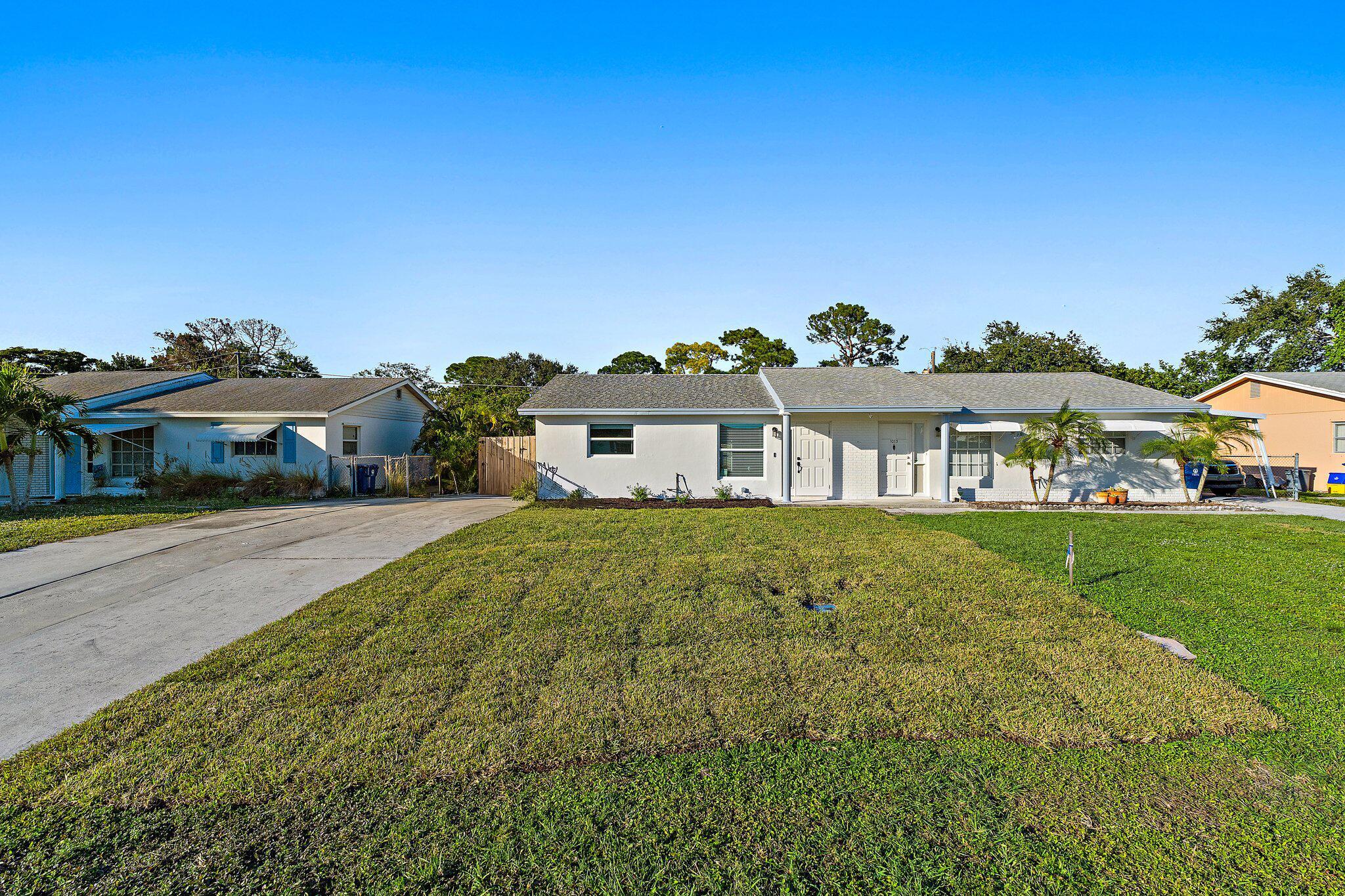 1015 Riverwood Ln Jupiter, FL 33458