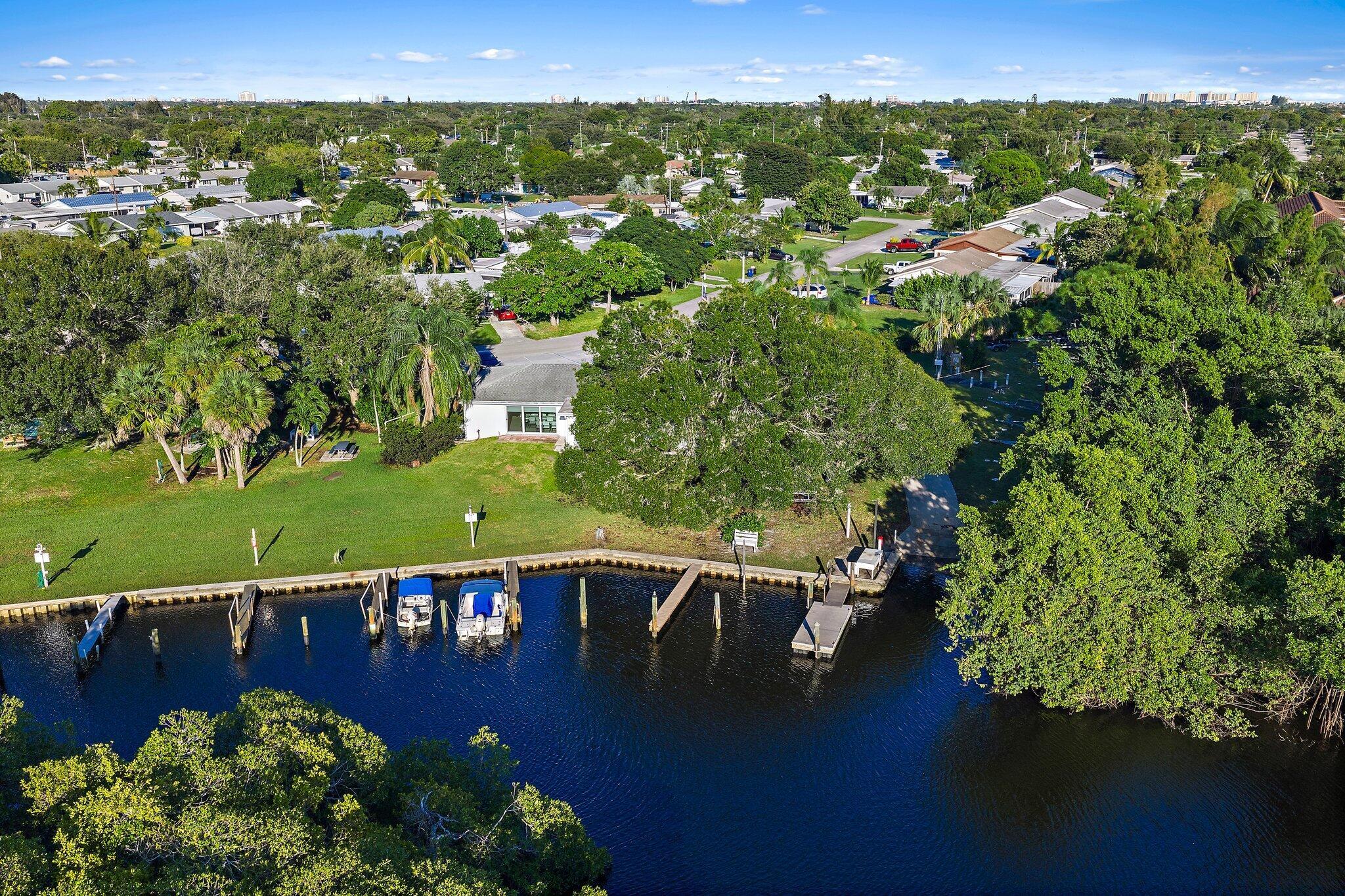 1015 Riverwood Ln Jupiter, FL 33458