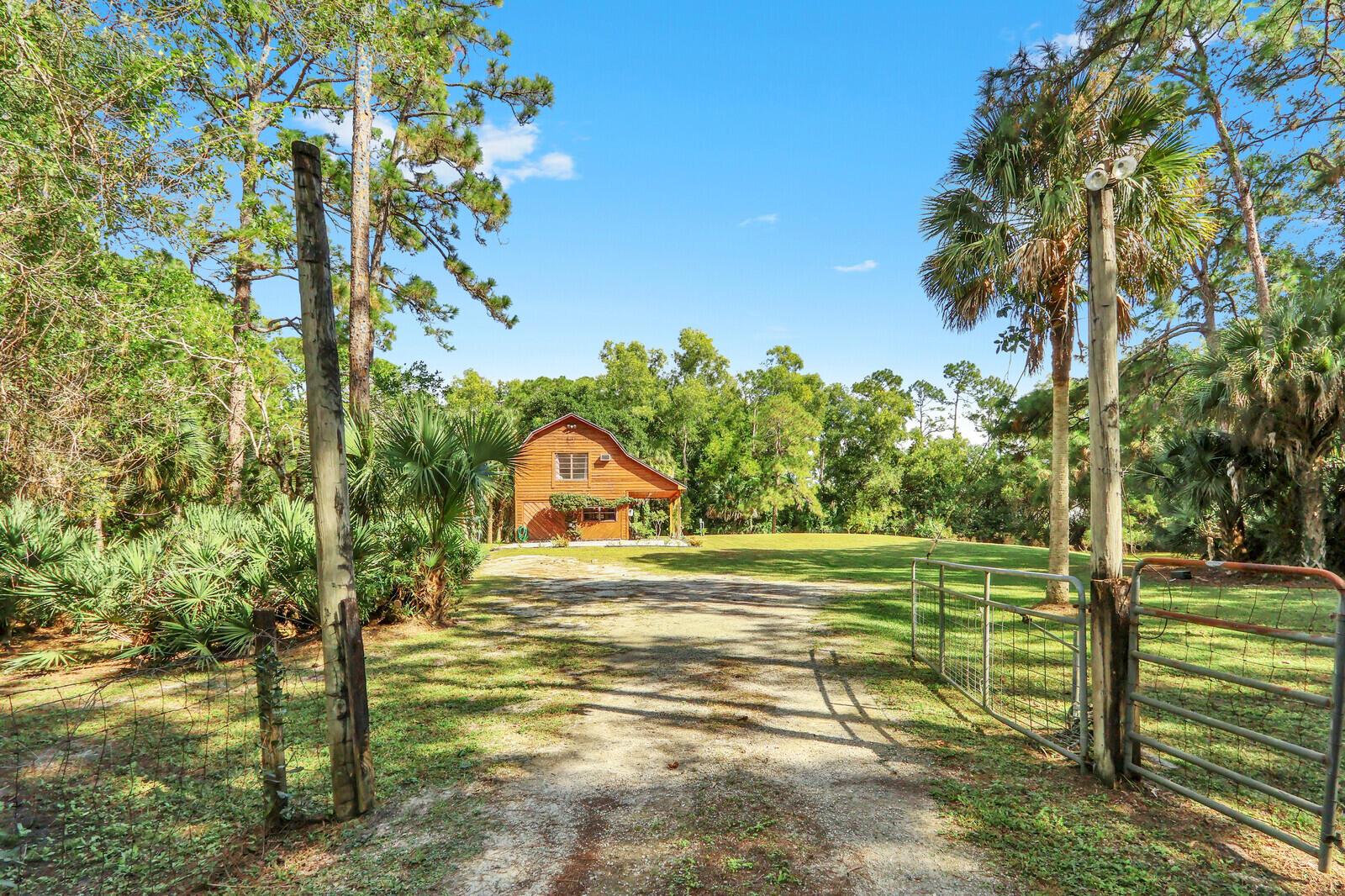 16324 Haynie Ln Jupiter, FL 33478