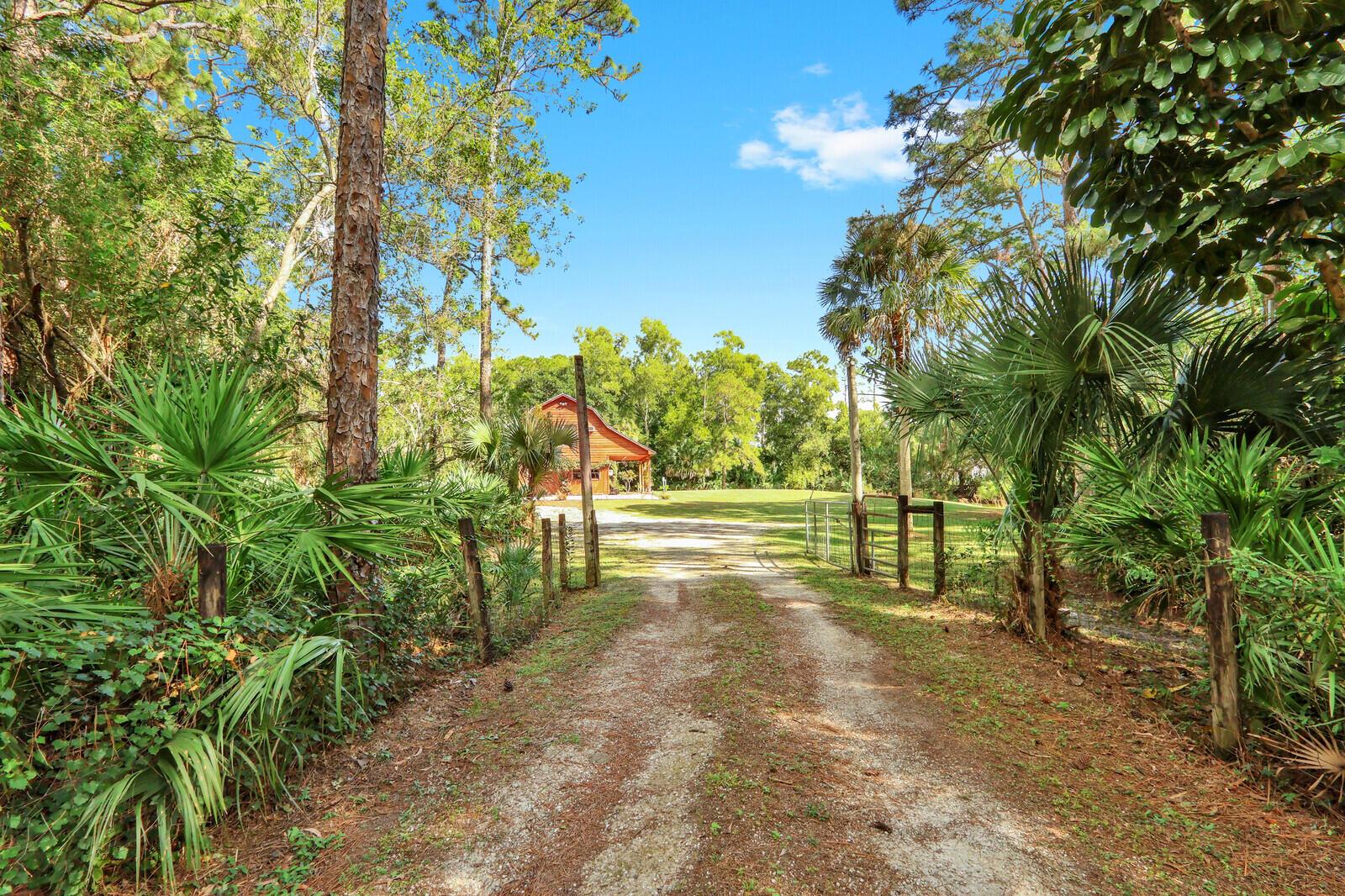 16324 Haynie Ln Jupiter, FL 33478