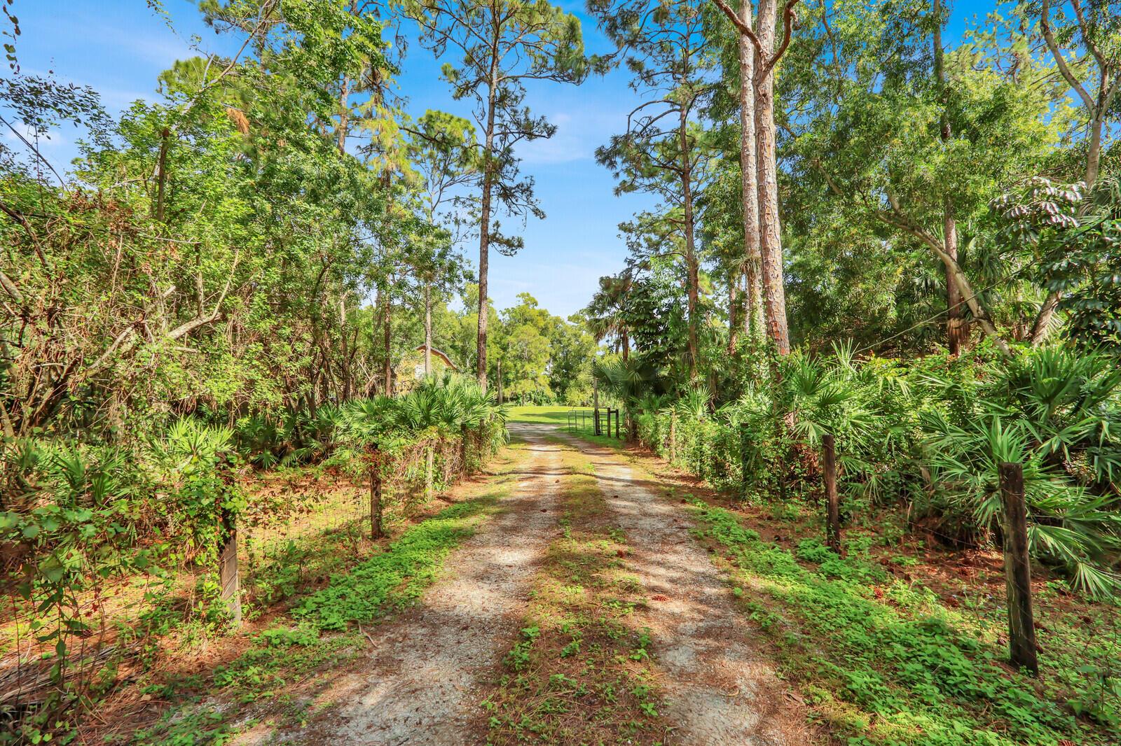 16324 Haynie Ln Jupiter, FL 33478