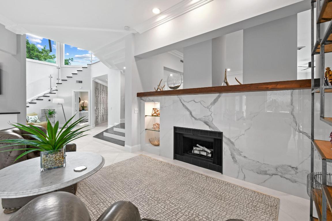 10561 SE Le Parc Jupiter, FL 33469