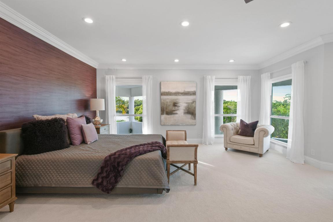 10561 SE Le Parc Jupiter, FL 33469