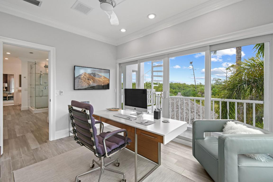 10561 SE Le Parc Jupiter, FL 33469