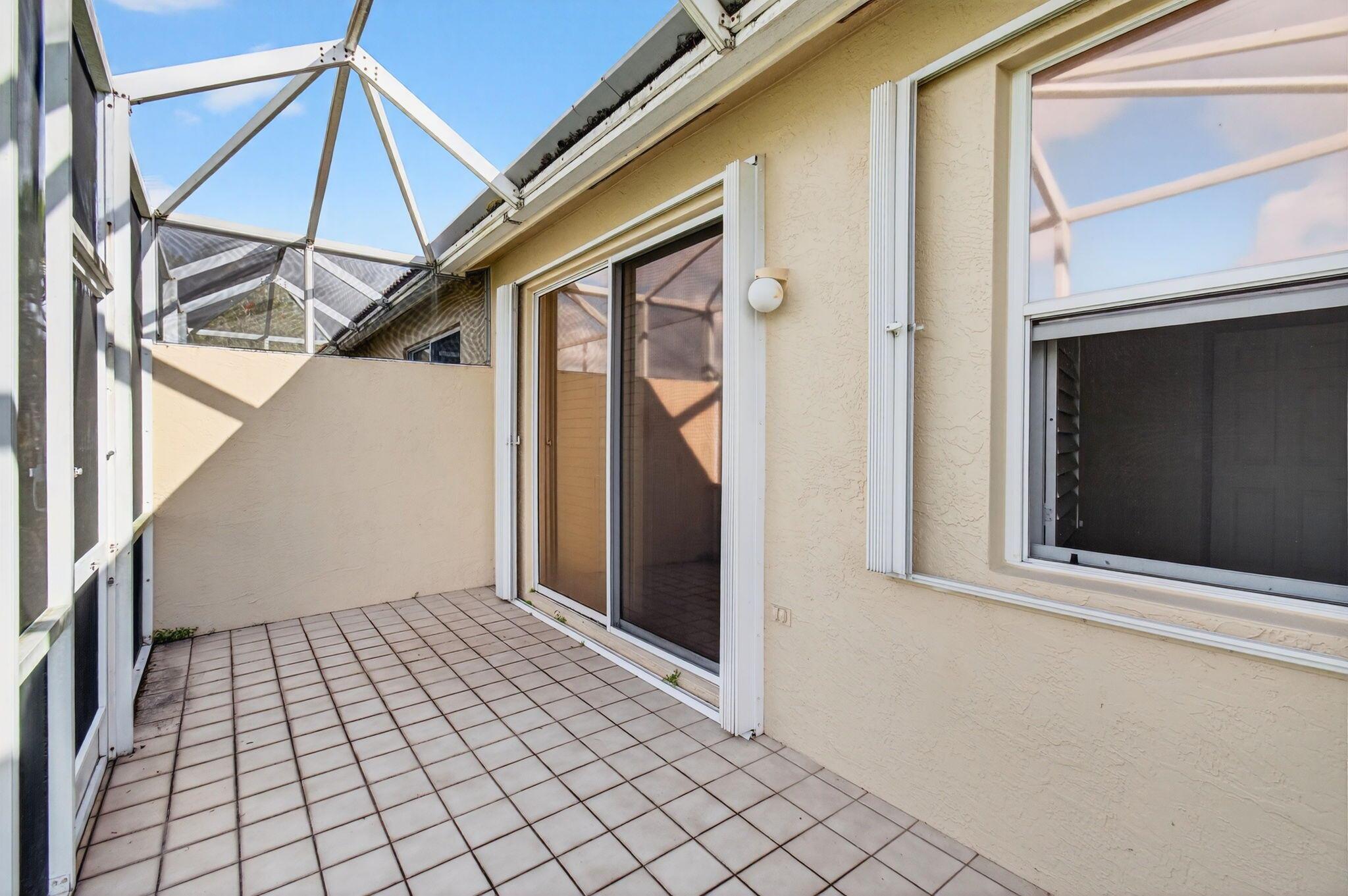 10845 Royal Caribbean Cir Boynton Beach, FL 33437