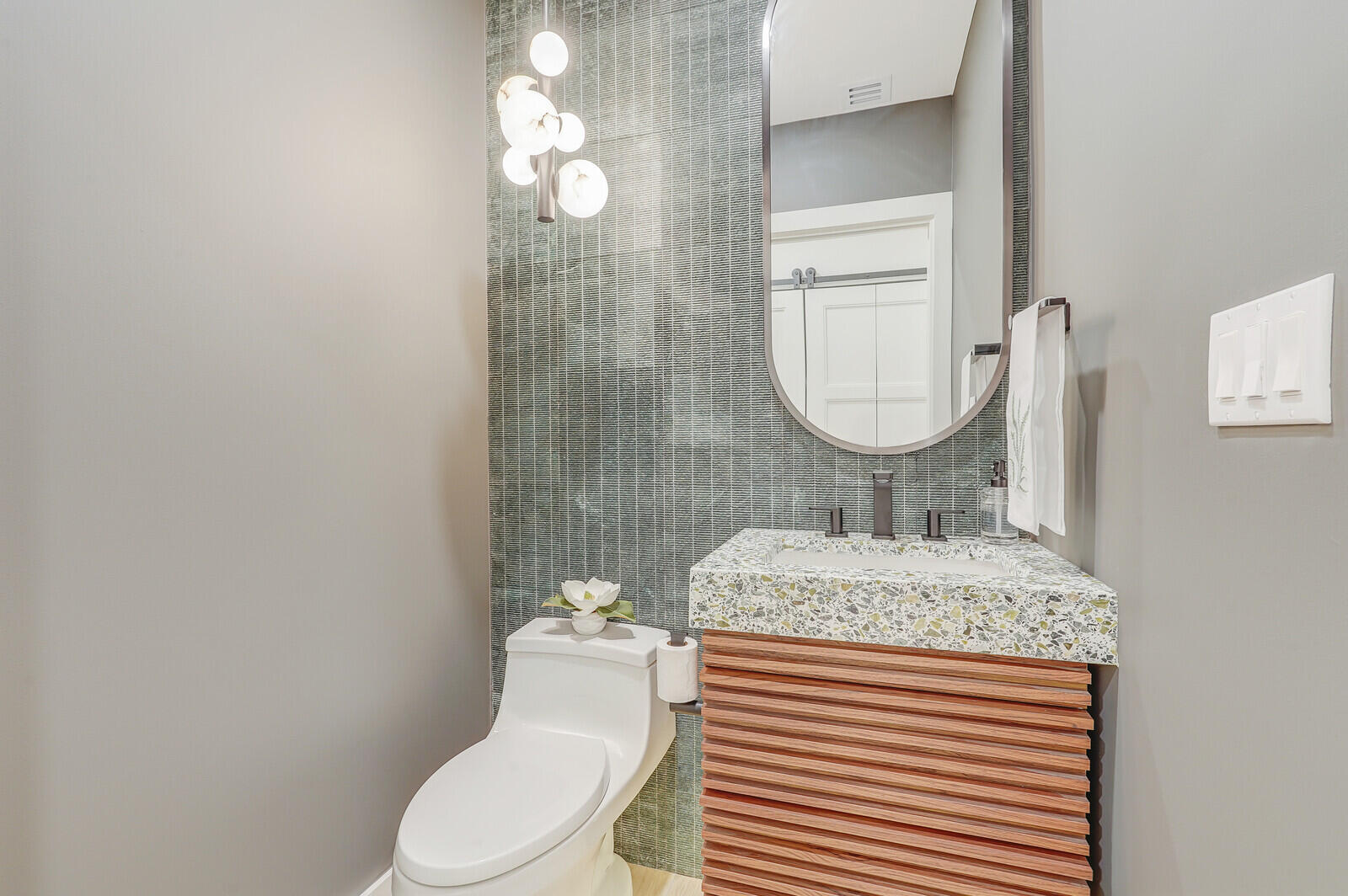 2735 Polo Is Dr #K104 Wellington, FL 33414