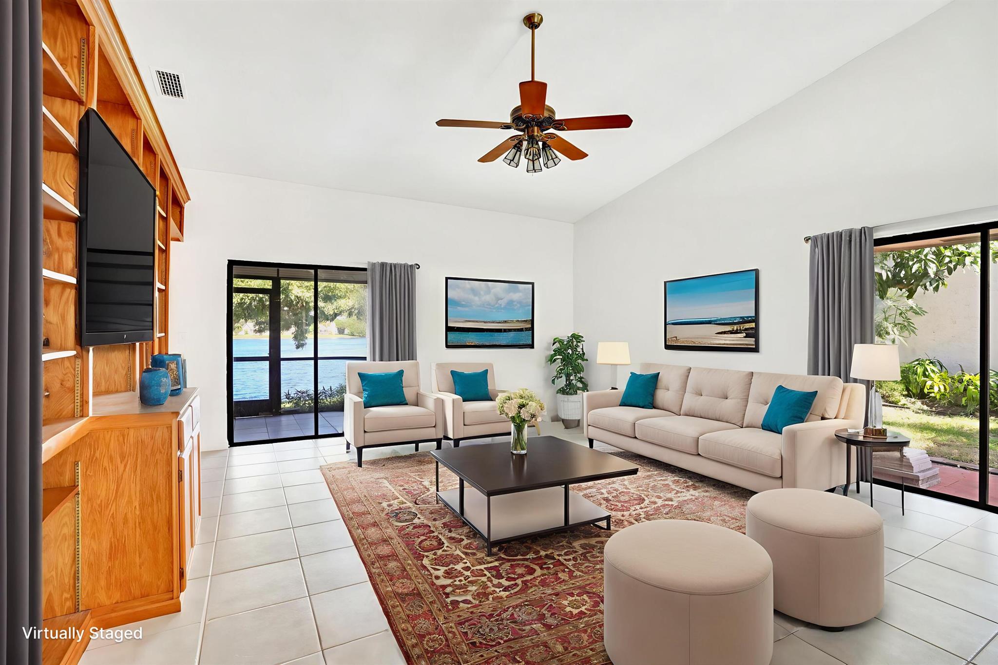 32 Buxton Ln Boynton Beach, FL 33426