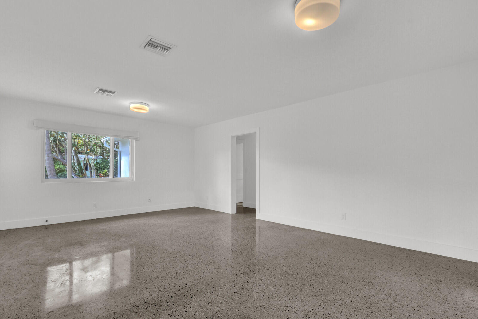 601 Paulina Jupiter, FL 33477