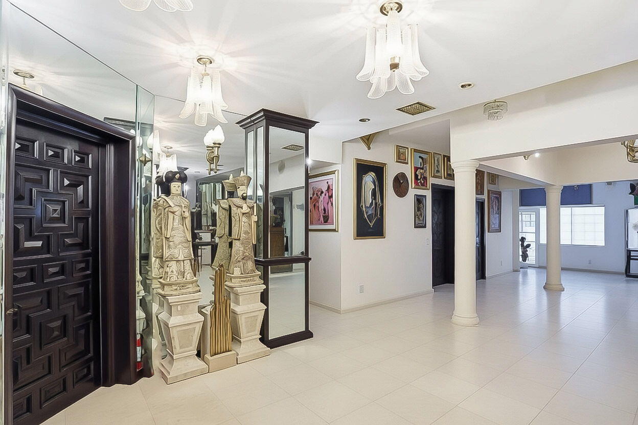 2850 NE 44th Lighthouse Point, FL 33064