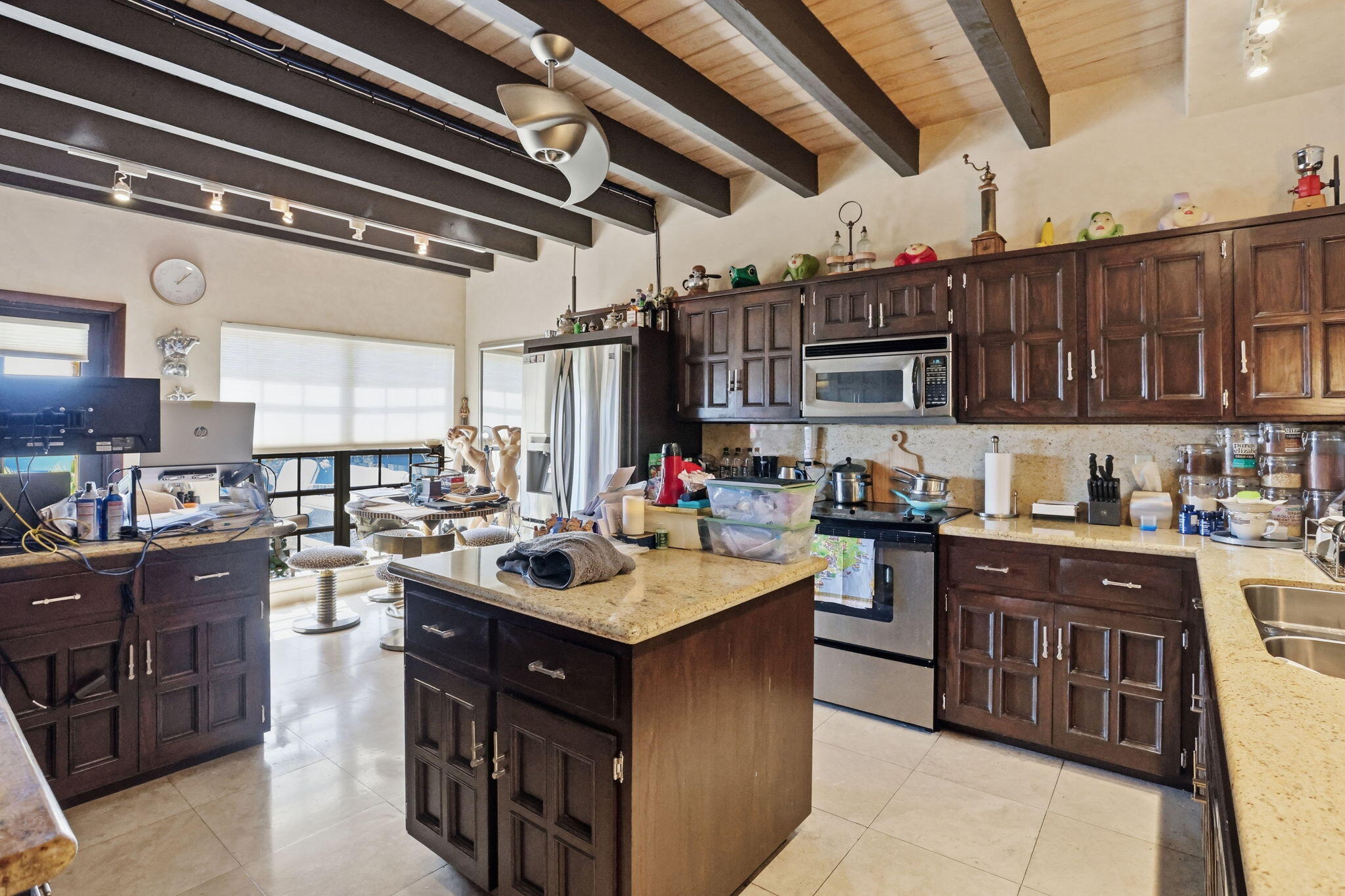 2850 NE 44th Lighthouse Point, FL 33064