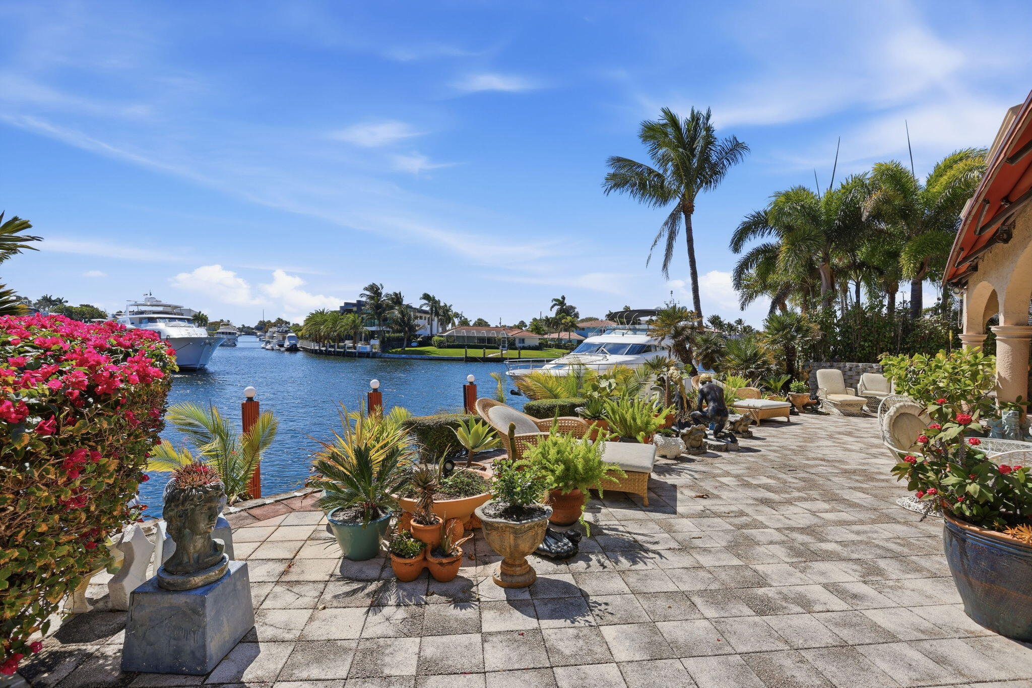 2850 NE 44th Lighthouse Point, FL 33064