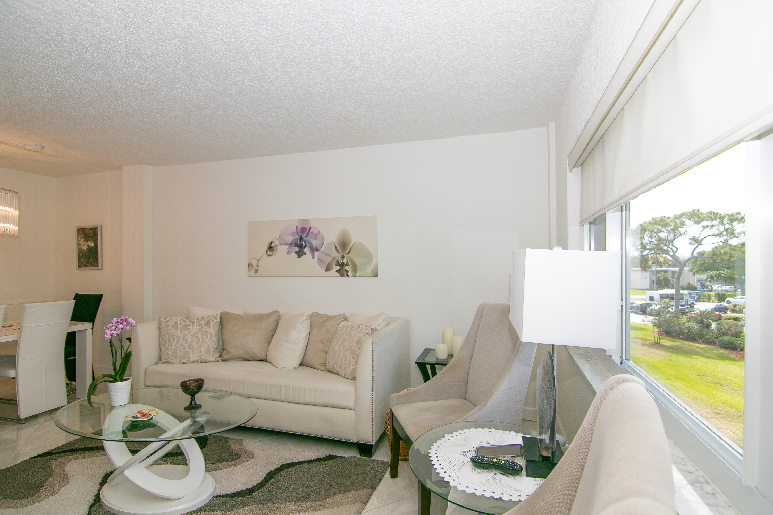 2562 N Garden #308 Lake Worth, FL 33461