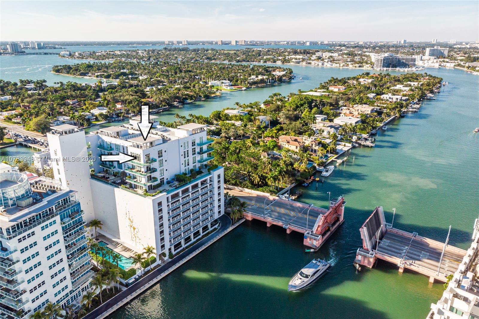 201 Aqua Ave #PH3