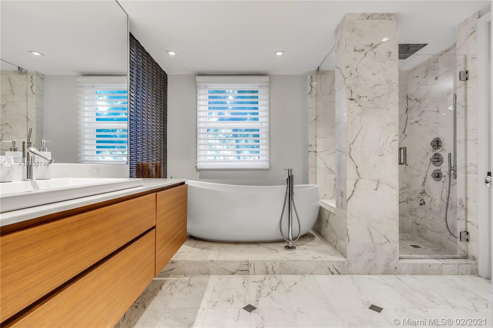 13633 Deering Bay Dr #215 Coral Gables, FL 33158