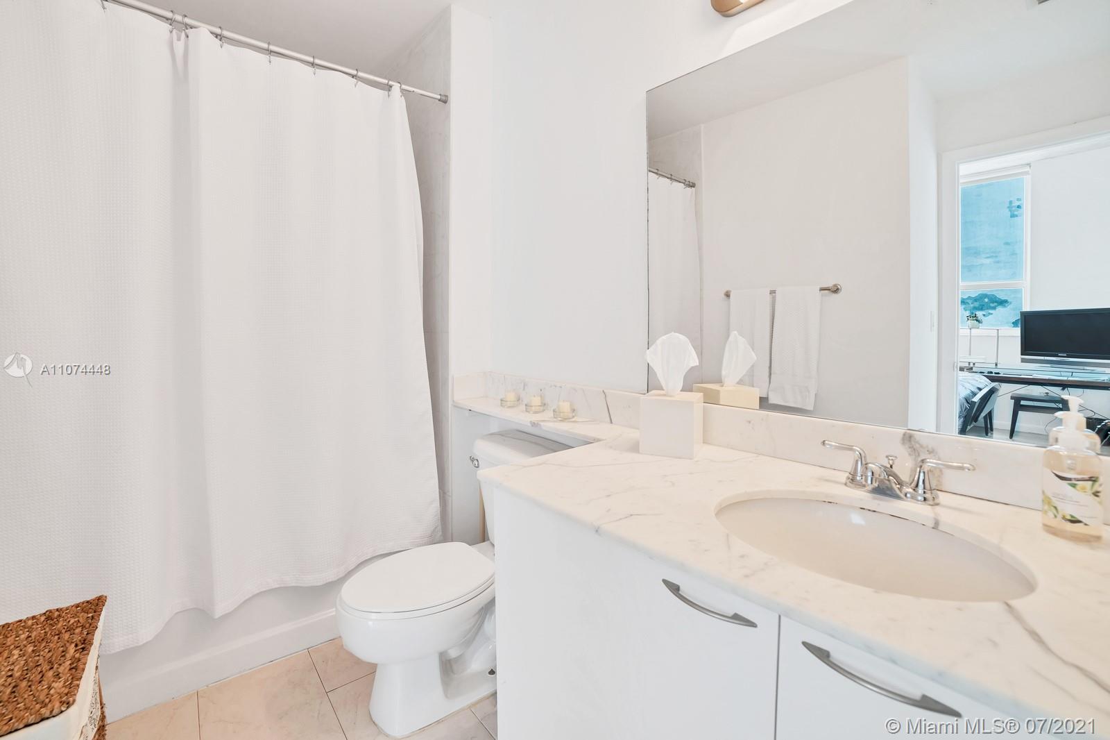 image Loft Downtown I13