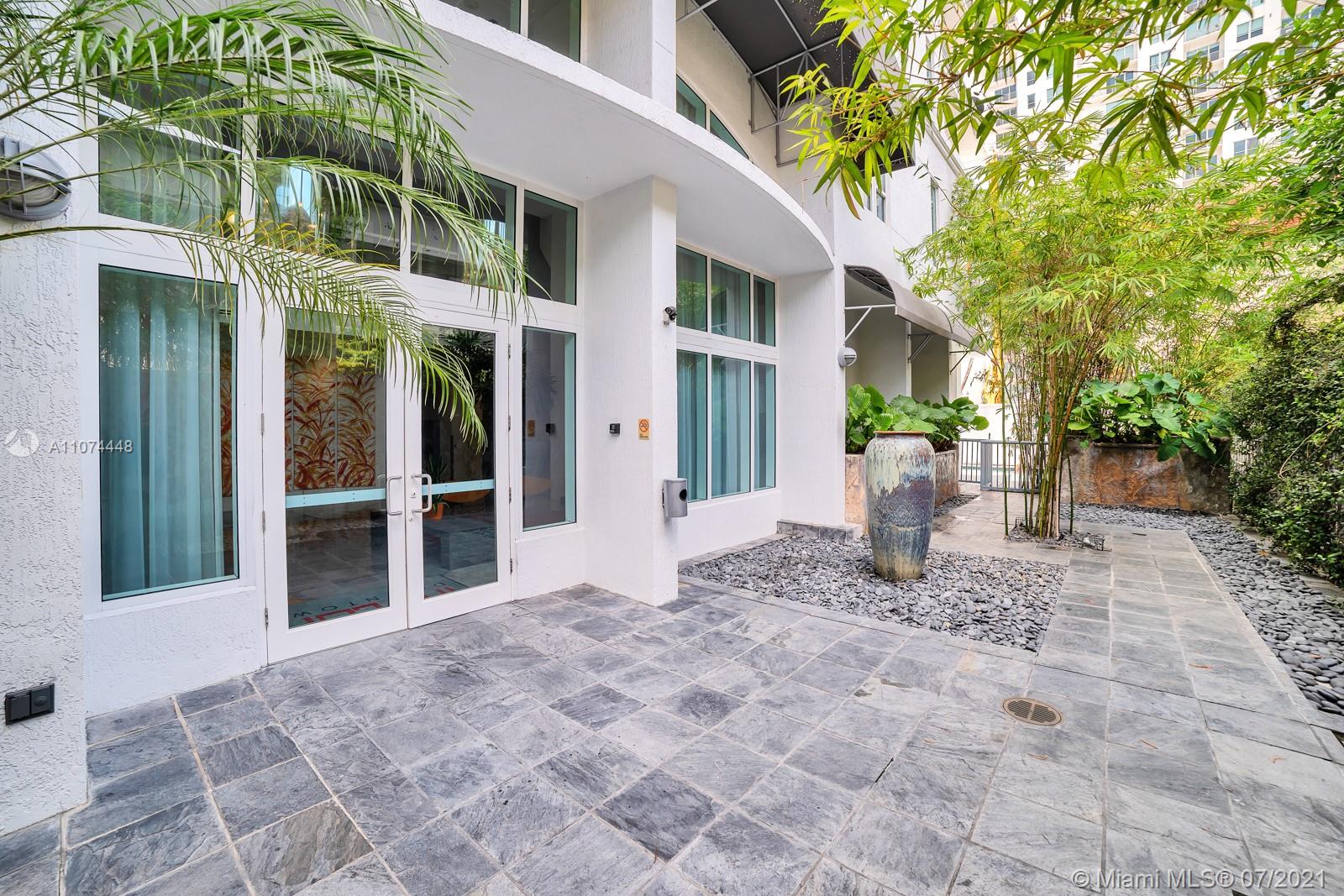 image Loft Downtown I23