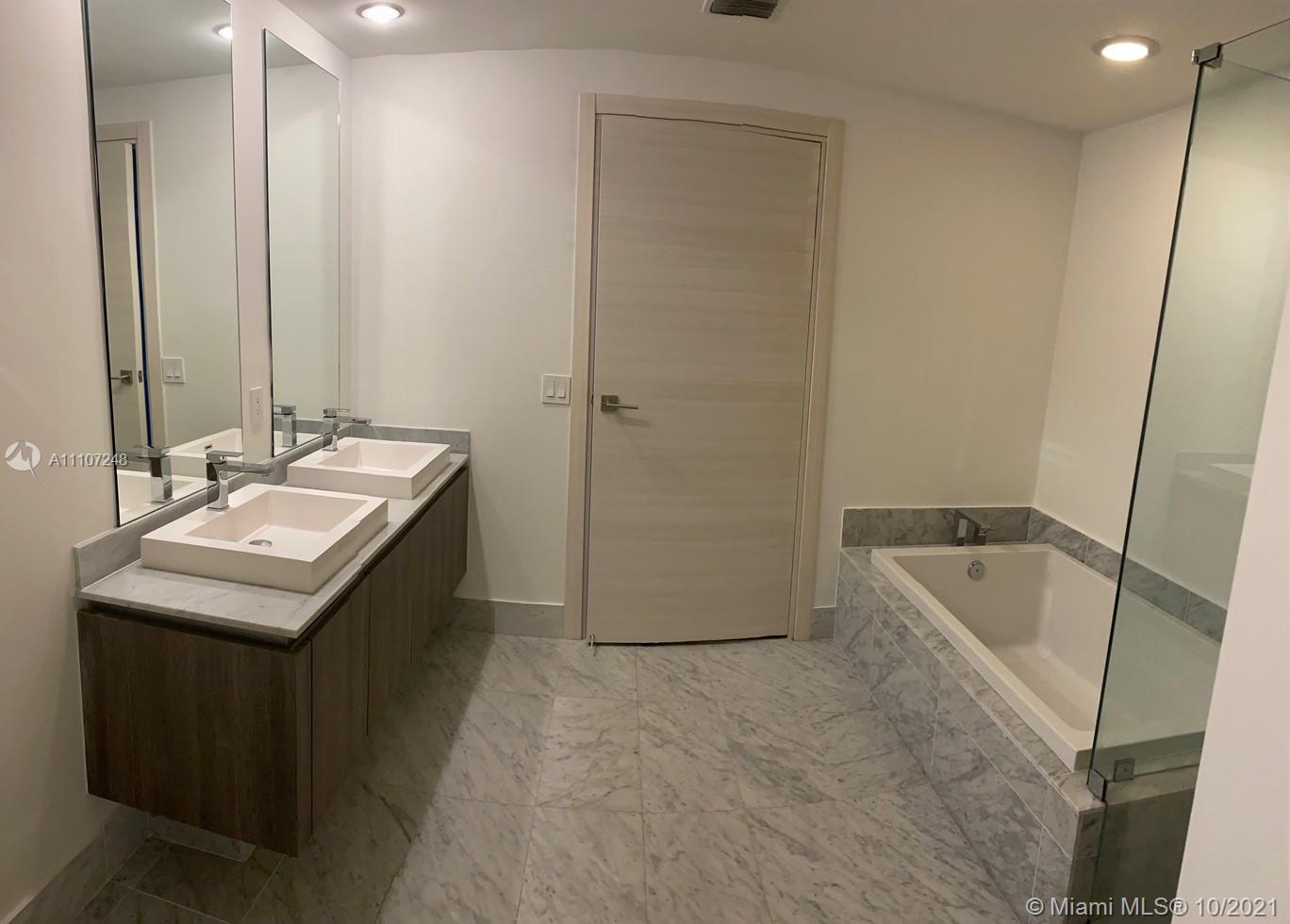 801 S Miami Ave #1108, Miami, FL 33130