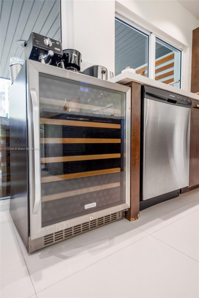 7544 SW 78th Ter,Miami, FL 33143