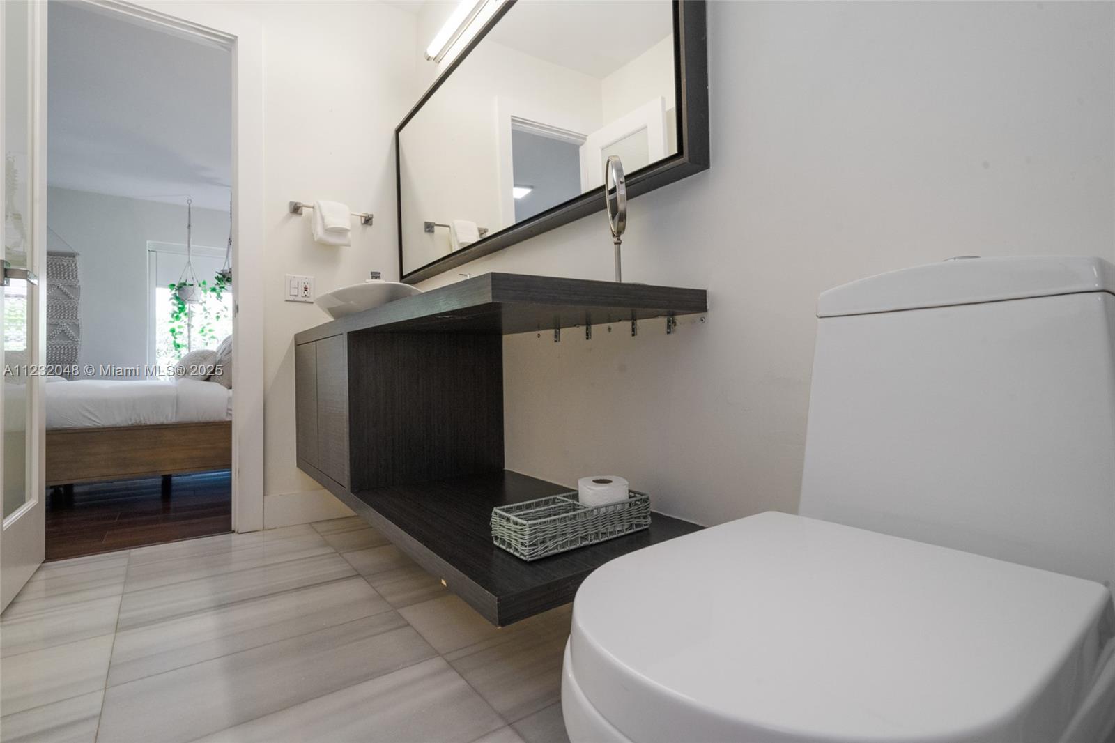 7544 SW 78th Ter,Miami, FL 33143