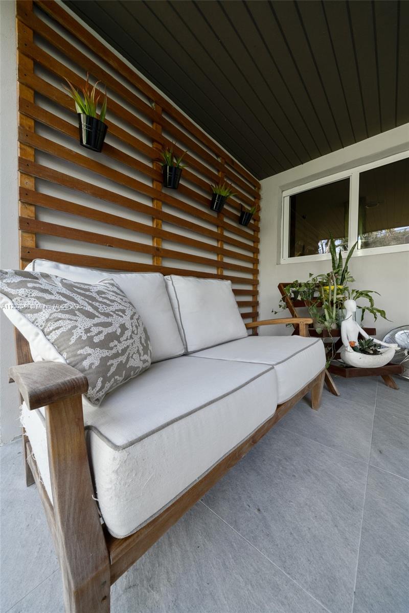 7544 SW 78th Ter,Miami, FL 33143