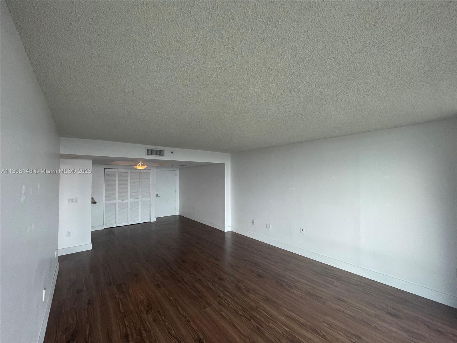 image The Floridian25