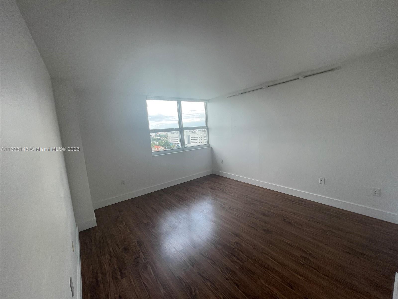 image The Floridian26