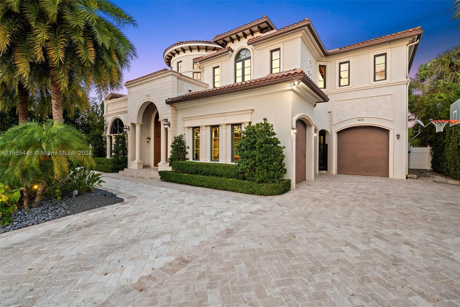 631 Hibiscus Dr,Hallandale Beach, FL 33009