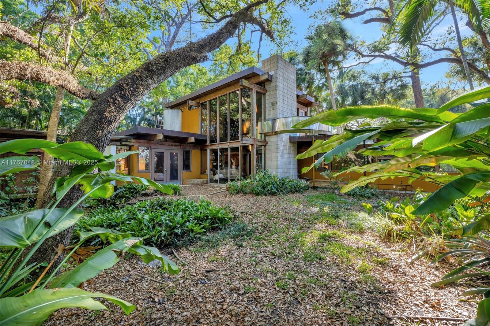 2410 SW 29th Way Fort Lauderdale, FL 33312 2410 SW 29th Way Fort Lauderdale, FL 33312
