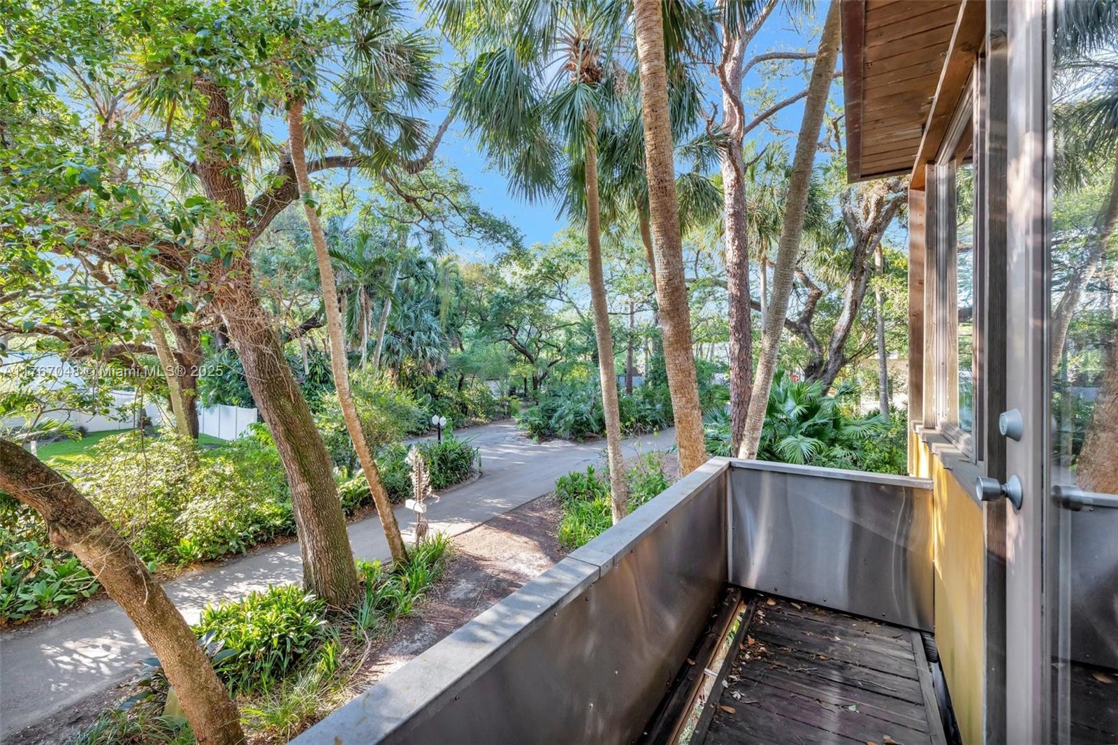 2410 SW 29th Way Fort Lauderdale, FL 33312 2410 SW 29th Way Fort Lauderdale, FL 33312