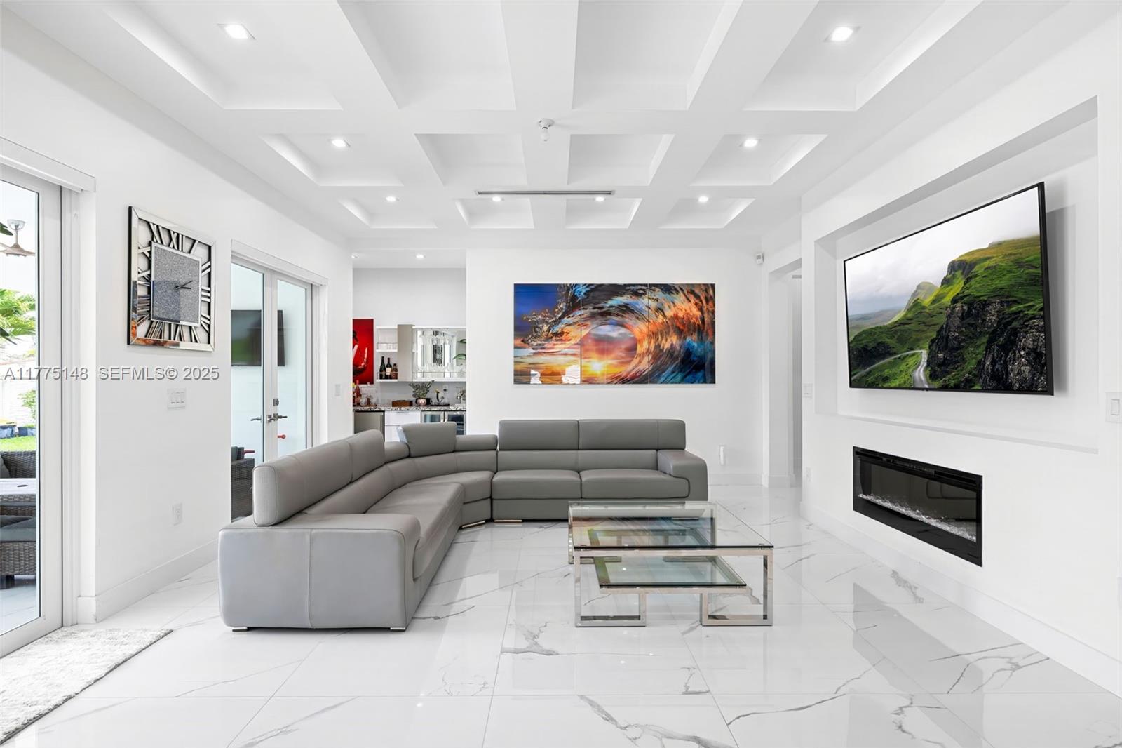 5815 SW 107th Pl Miami, FL 33173