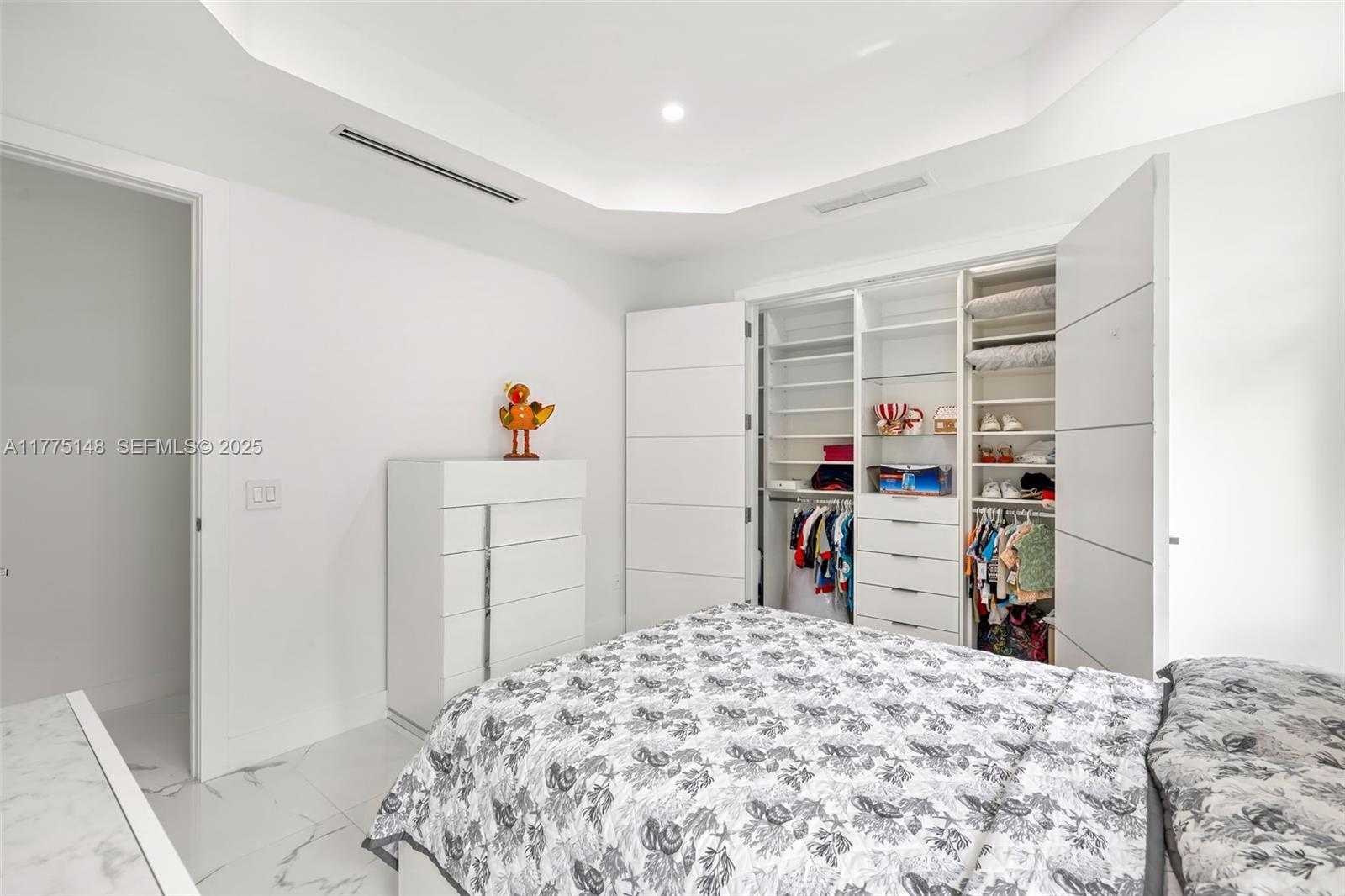 5815 SW 107th Pl Miami, FL 33173