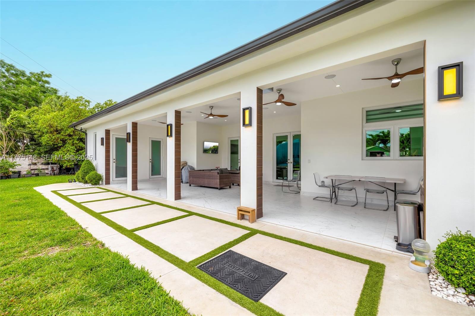 5815 SW 107th Pl Miami, FL 33173