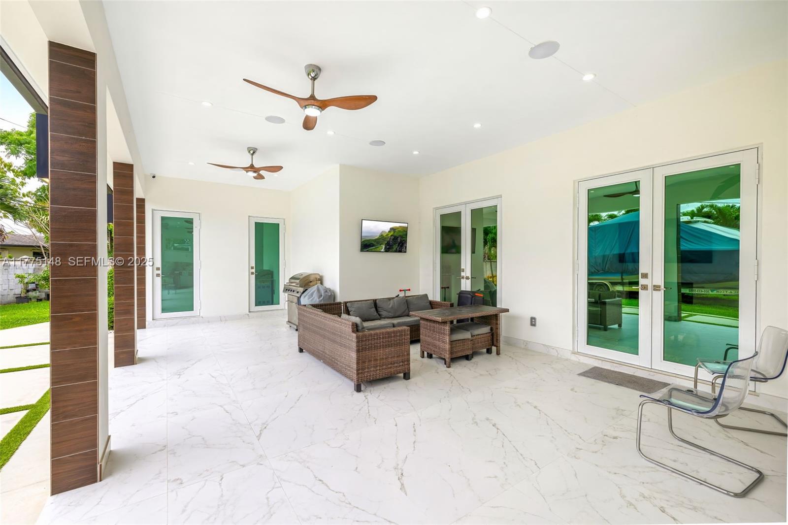 5815 SW 107th Pl Miami, FL 33173