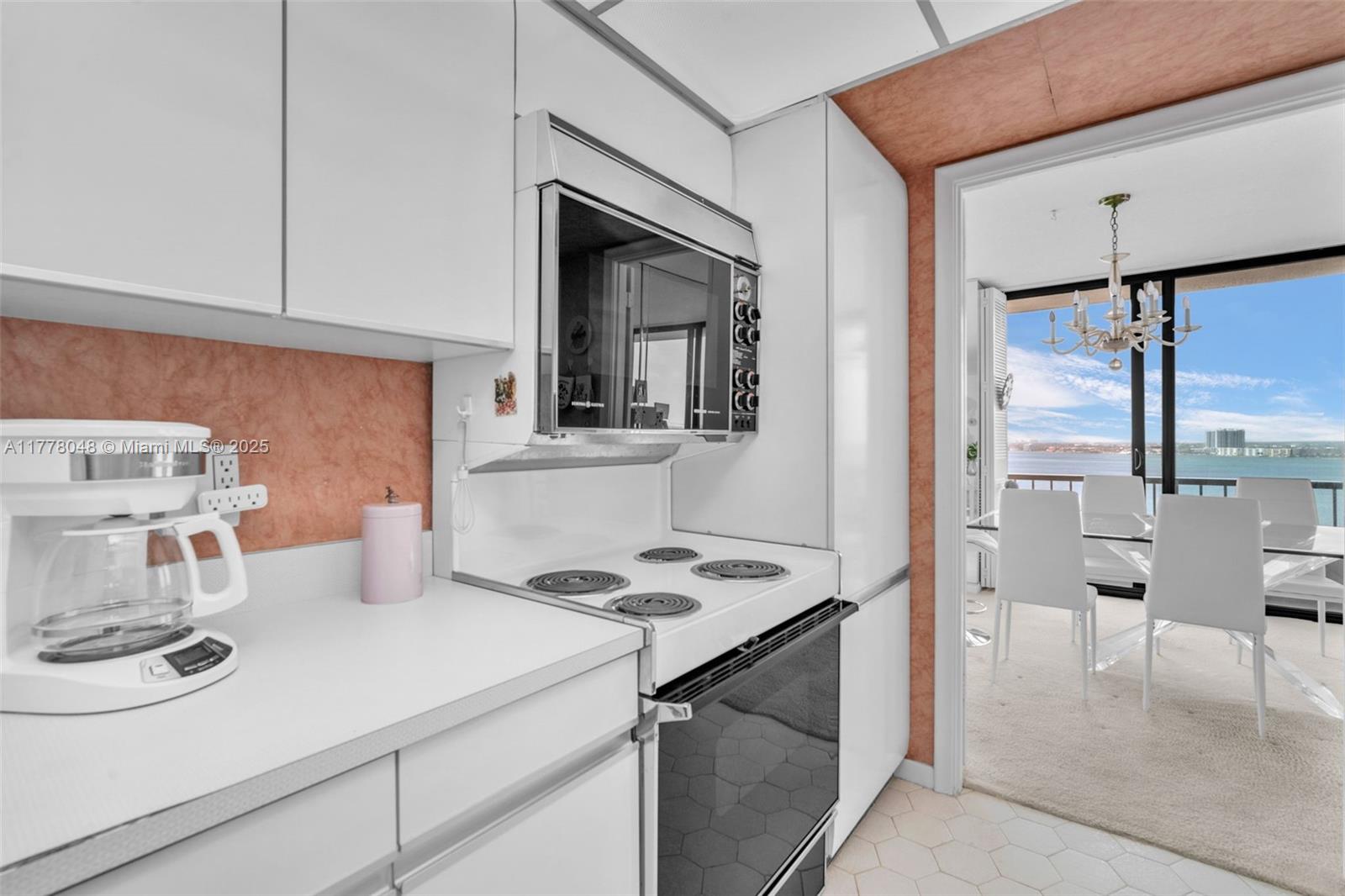 5510 N Ocean Dr #19B Singer Island, FL 33404