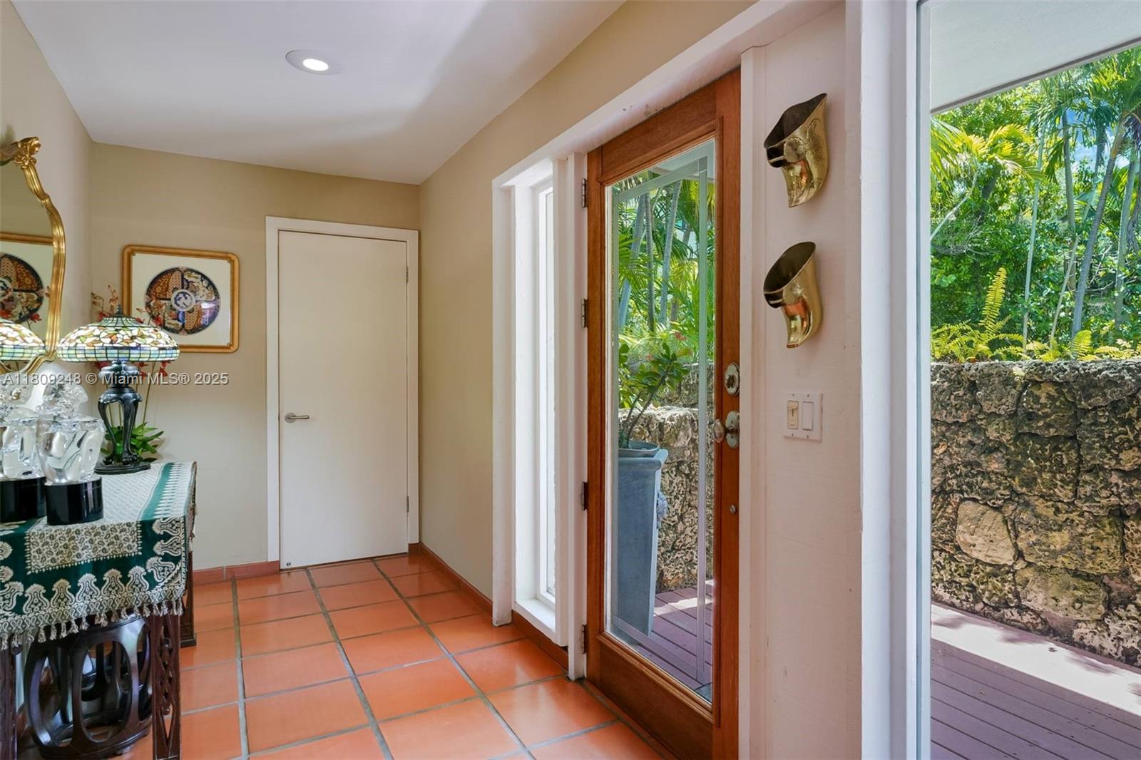 3169 Via Abitare Way #6 Miami, FL 33133 3169 Via Abitare Way #6 Miami, FL 33133