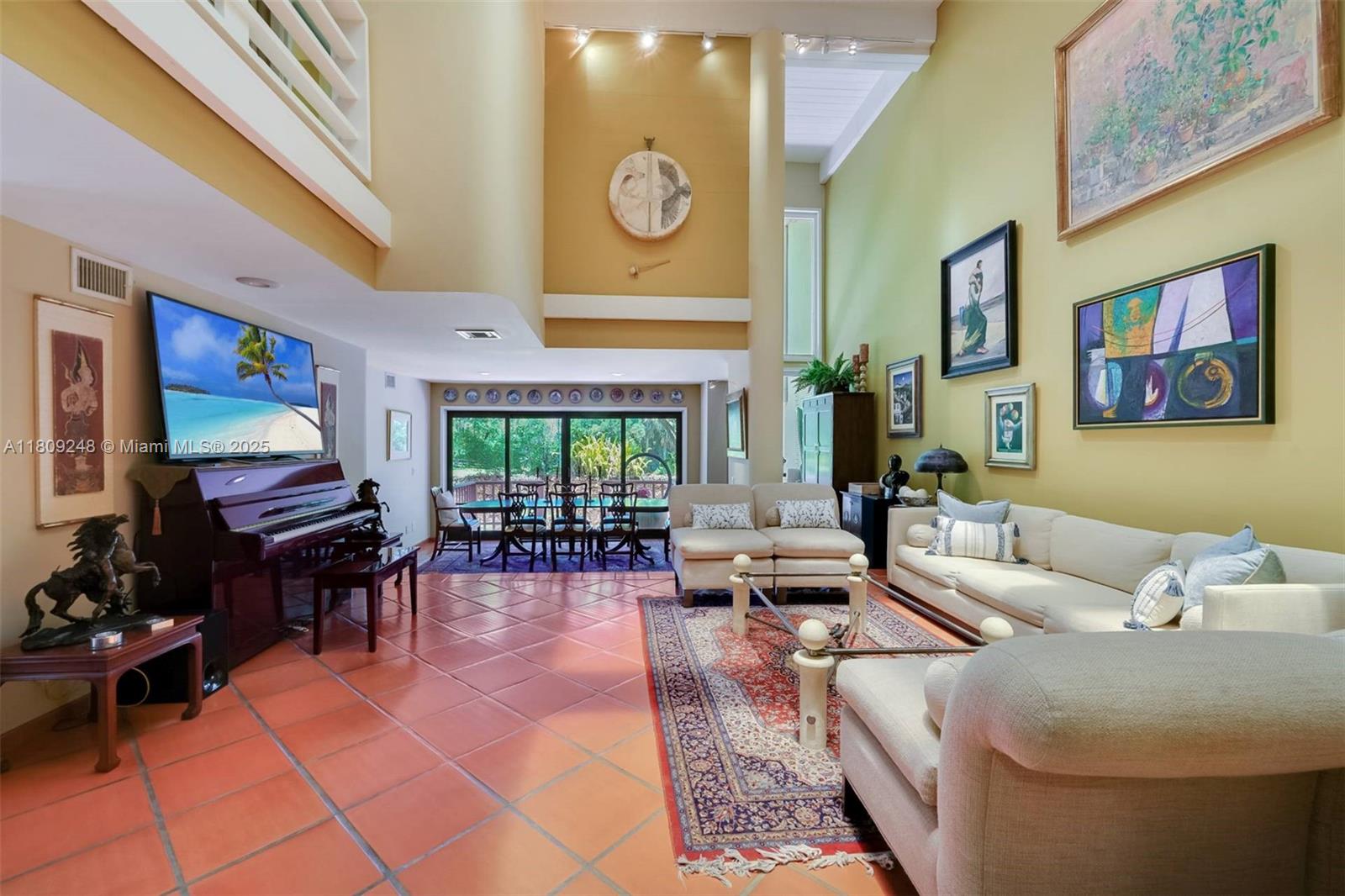 3169 Via Abitare Way #6 Miami, FL 33133 3169 Via Abitare Way #6 Miami, FL 33133