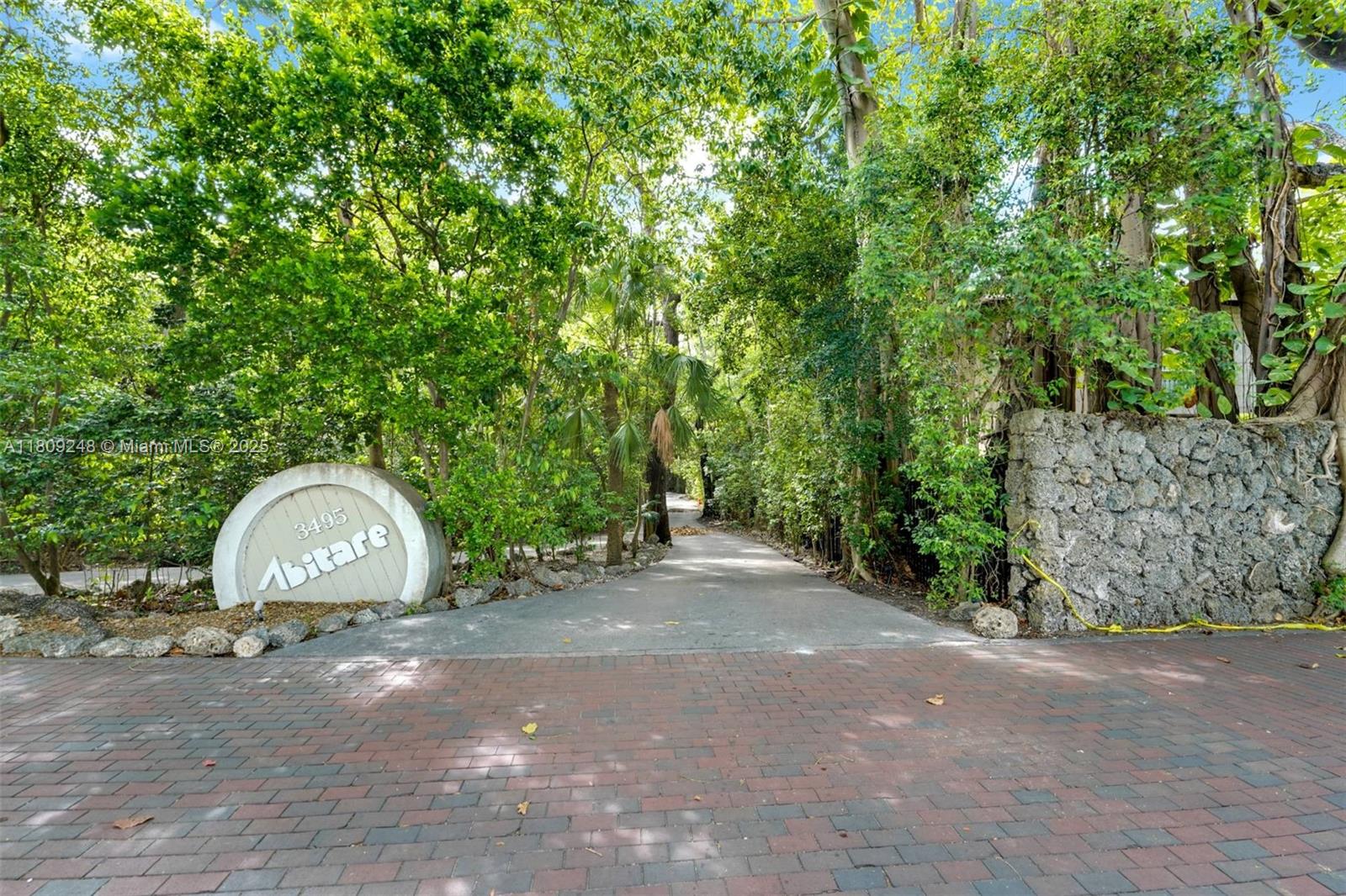 3169 Via Abitare Way #6 Miami, FL 33133 3169 Via Abitare Way #6 Miami, FL 33133