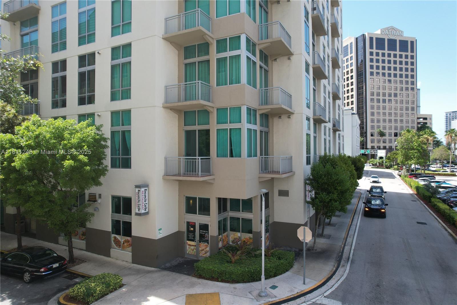 7360 SW 90th St Miami, FL 33156