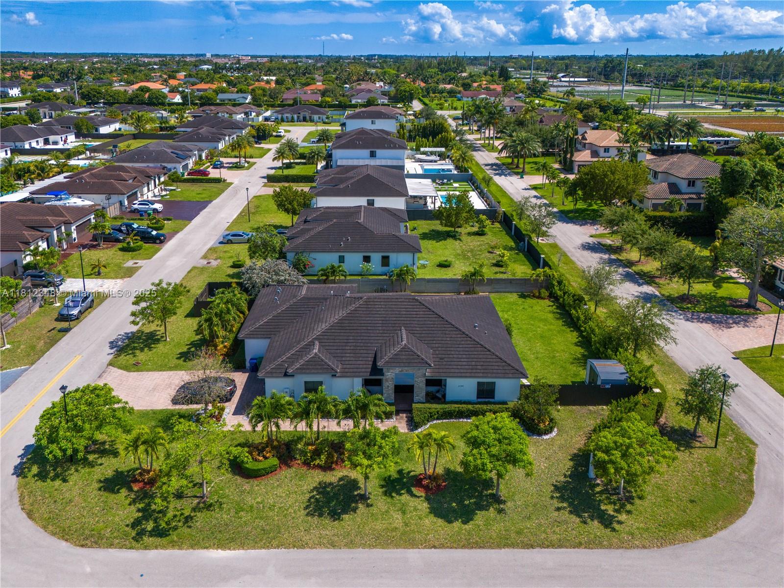 21342 SW 132nd Pl,Miami, FL 33177