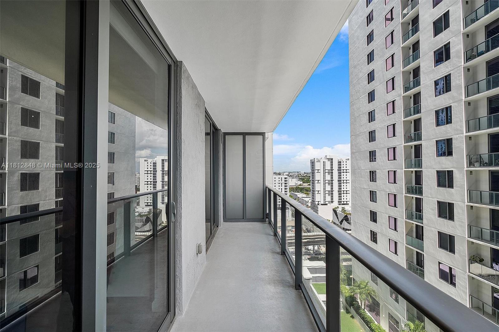 image Brickell Heights West Con10