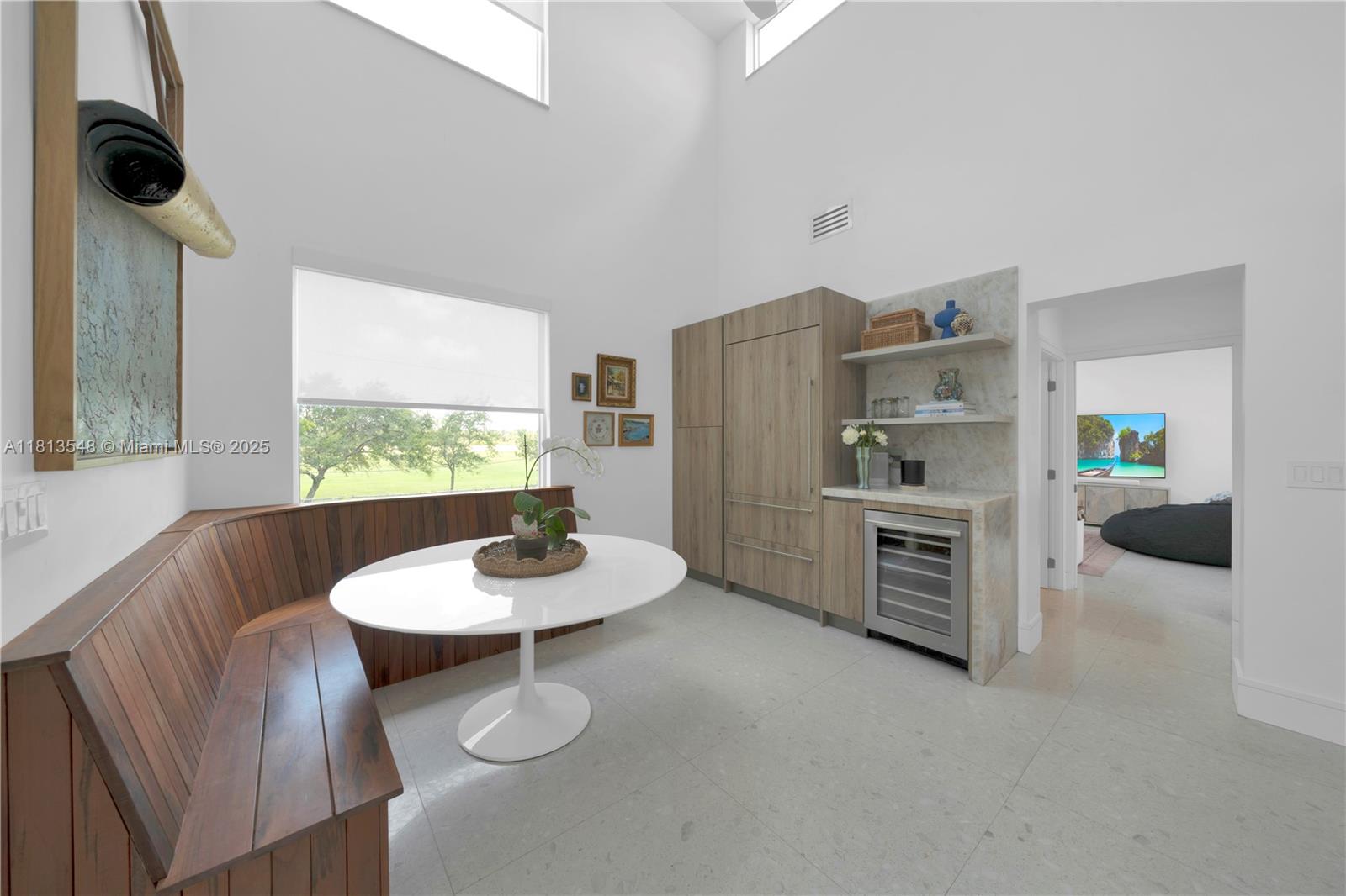 6320 Dolphin Dr Coral Gables, FL 33158 6320 Dolphin Dr Coral Gables, FL 33158