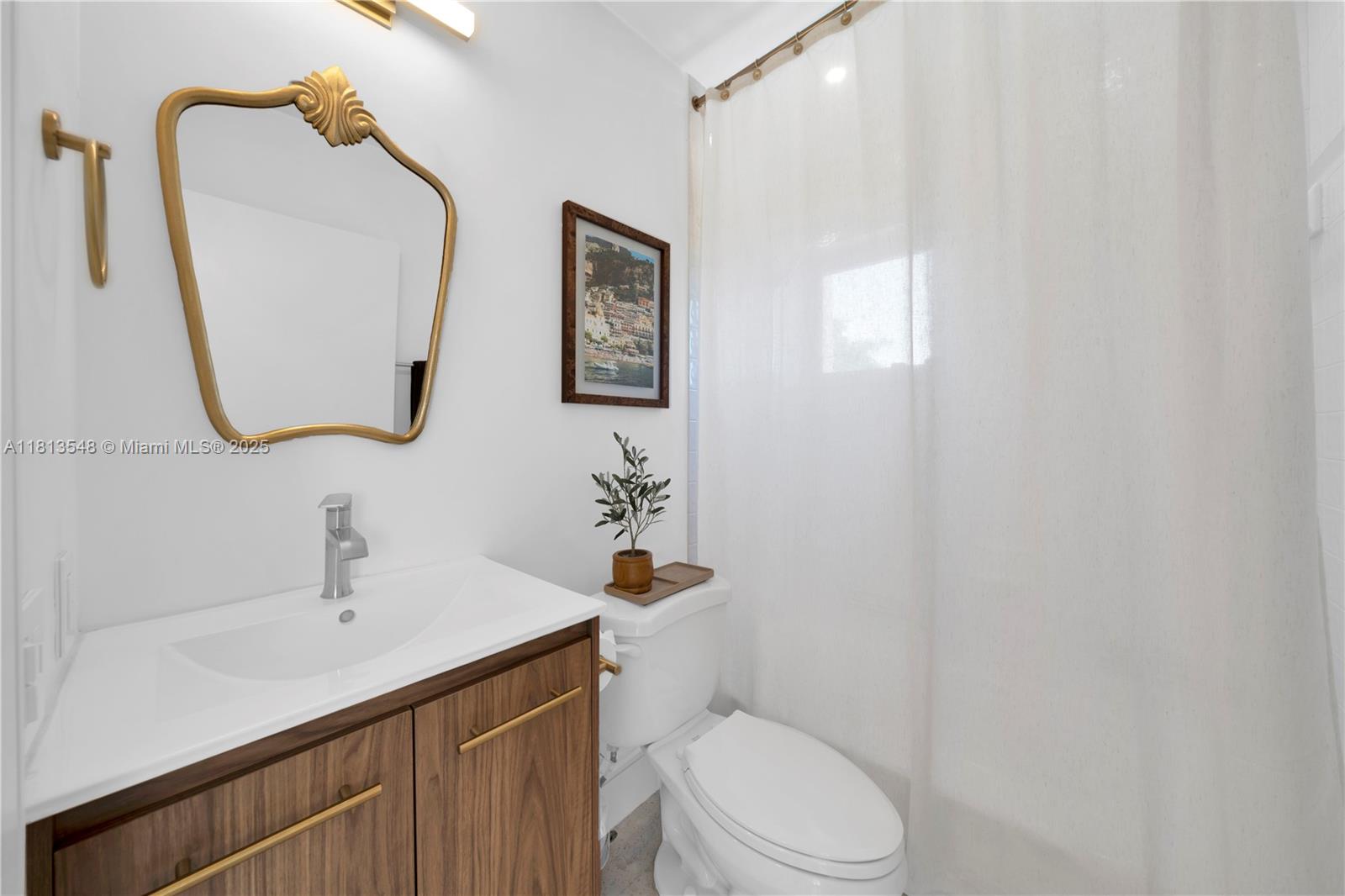 6320 Dolphin Dr Coral Gables, FL 33158 6320 Dolphin Dr Coral Gables, FL 33158