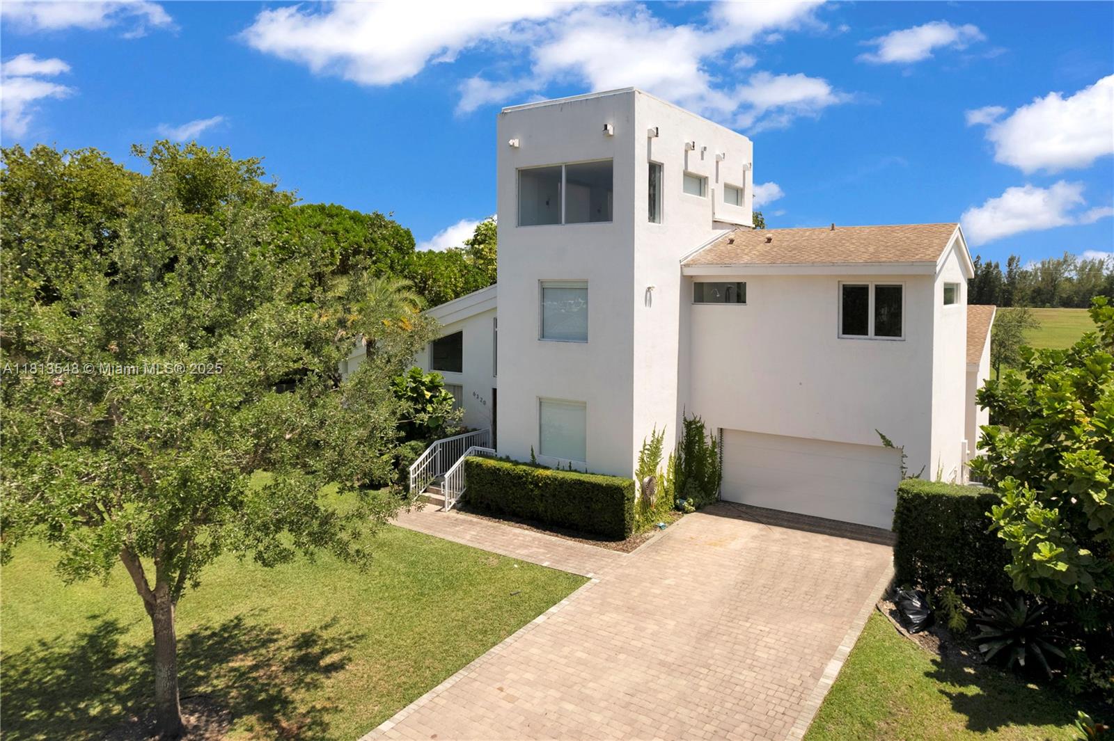 6320 Dolphin Dr Coral Gables, FL 33158 6320 Dolphin Dr Coral Gables, FL 33158