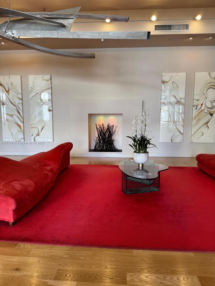 1551 N Flagler Dr #1110 West Palm Beach, FL 33401