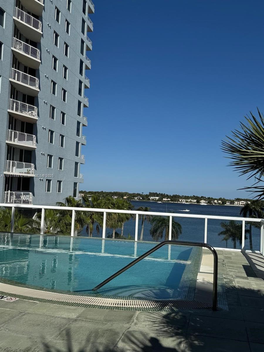 1551 N Flagler Dr #1110 West Palm Beach, FL 33401